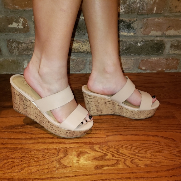 Shoes - *NEW* Never worn. Rohb by Joyce Azria.   Size 7.5